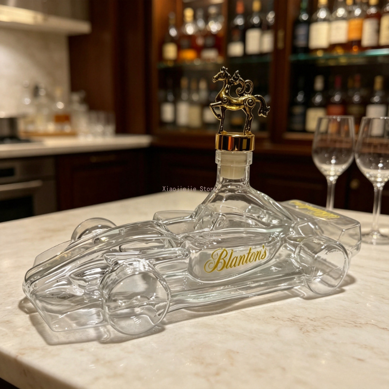 Wine Beer And Spirits - قارورة مشروبات زجاجية على شكل سيارة