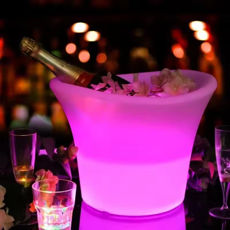 دلو ثلج بلاستيكي مضيء بتقنية L - مراجعة Beer Wine Up وسعره