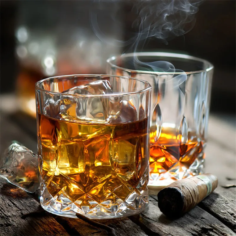 شفافة اليدوية كأس للنبيذ الأور - مراجعة Wine Beer Spirit وسعره