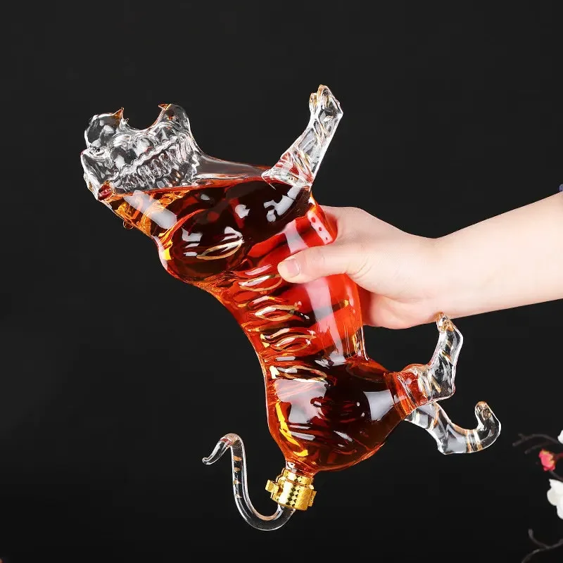 وسيم النمر على شكل الحيوان زجا - مراجعة Wine Beer And Spirits وسعره